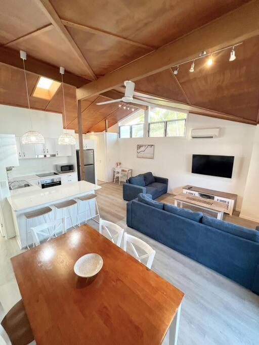 The Villas - Hervey Bay - 2 Separate Villas Urangan Eksteriør billede